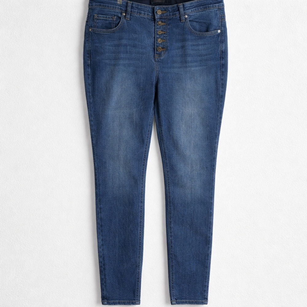 201 Torrid 18 18R Blue Skinny Jeans With 1 Callout - 1 Button Missing In Front